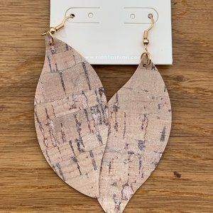 WAVE MARQUISE CORK DROP EARRINGS ~ WHITE SHIMMER